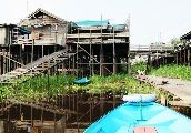 Foto: Women of the Tribe and Search of Freshwater Dolphins in Borneo